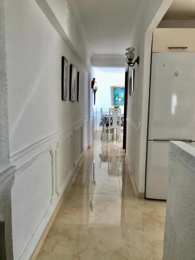 Cosy Apartment With Seaview, Pool And Close To Beach Fuengirola Spain