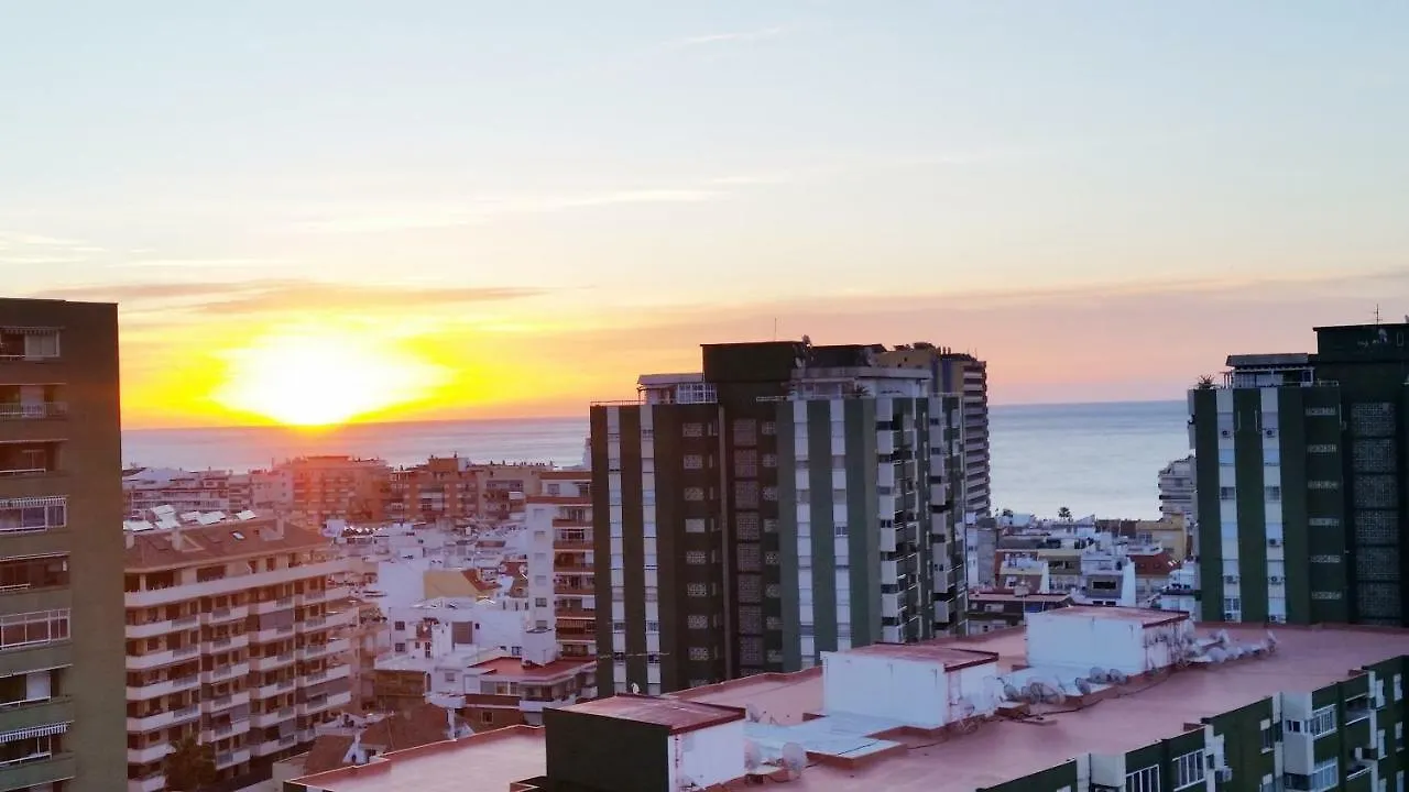 Cosy Apartment With Seaview, Pool And Close To Beach Fuengirola Spain